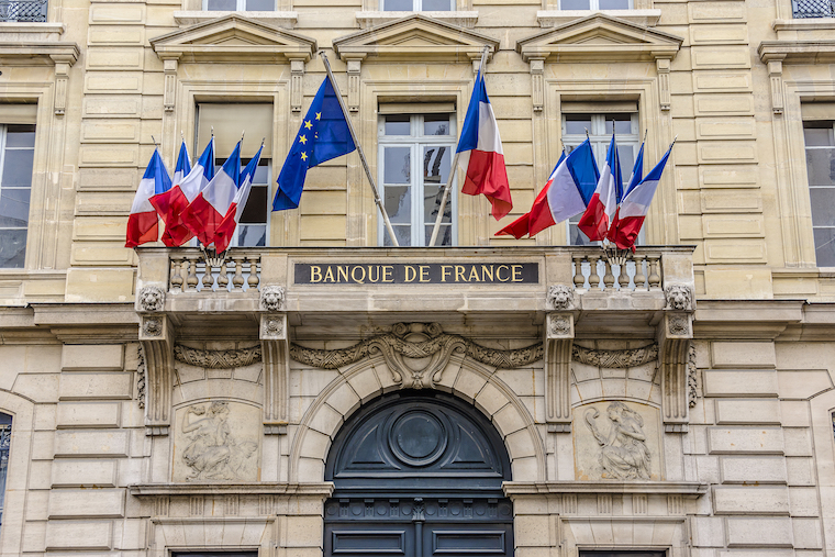 open online bank account in France