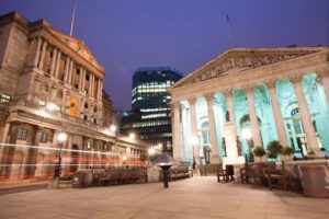 UK Bank Accounts for Expats