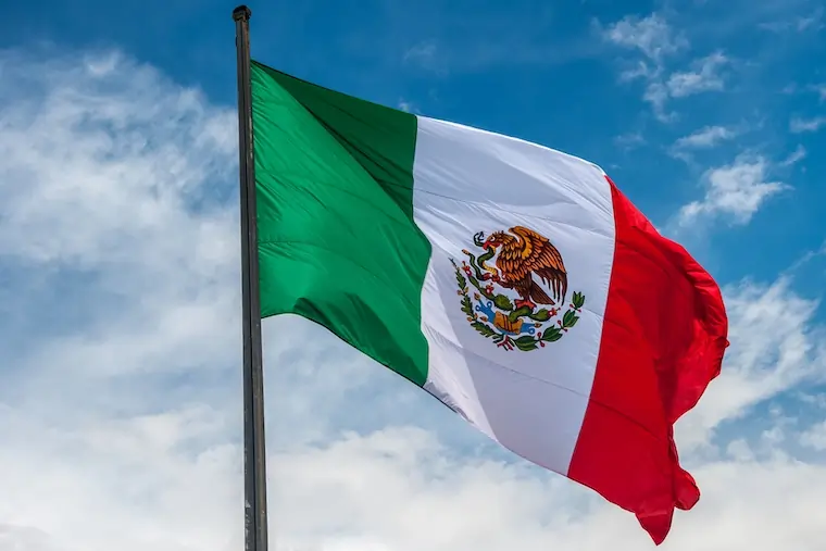 how to open a bank account in Mexico feature image: flag
